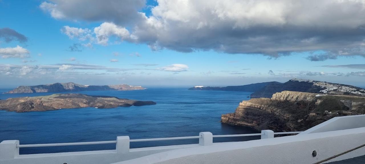 Santorini Pleasure Studios Тира Экстерьер фото