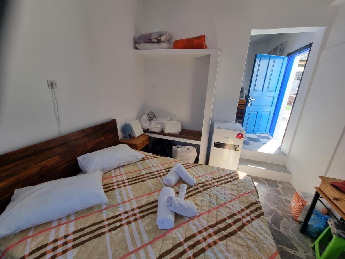 Santorini Pleasure Studios Тира Экстерьер фото
